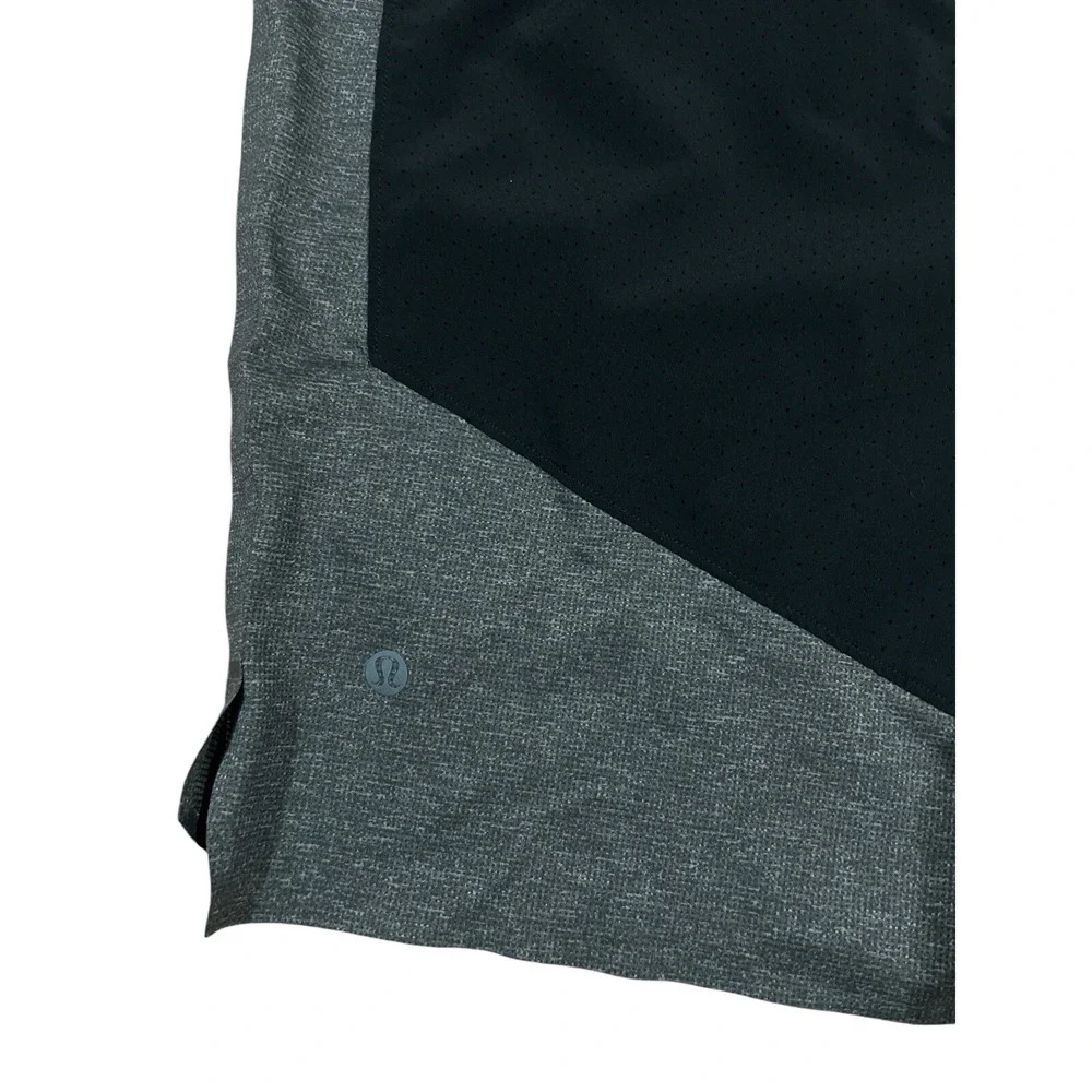Lululemon License To Train Short Lined Men's shorts size XL Read